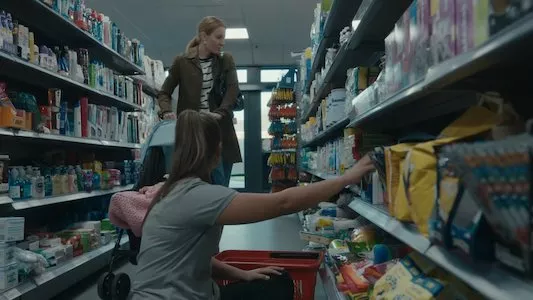 Image The Bay (2019) 4